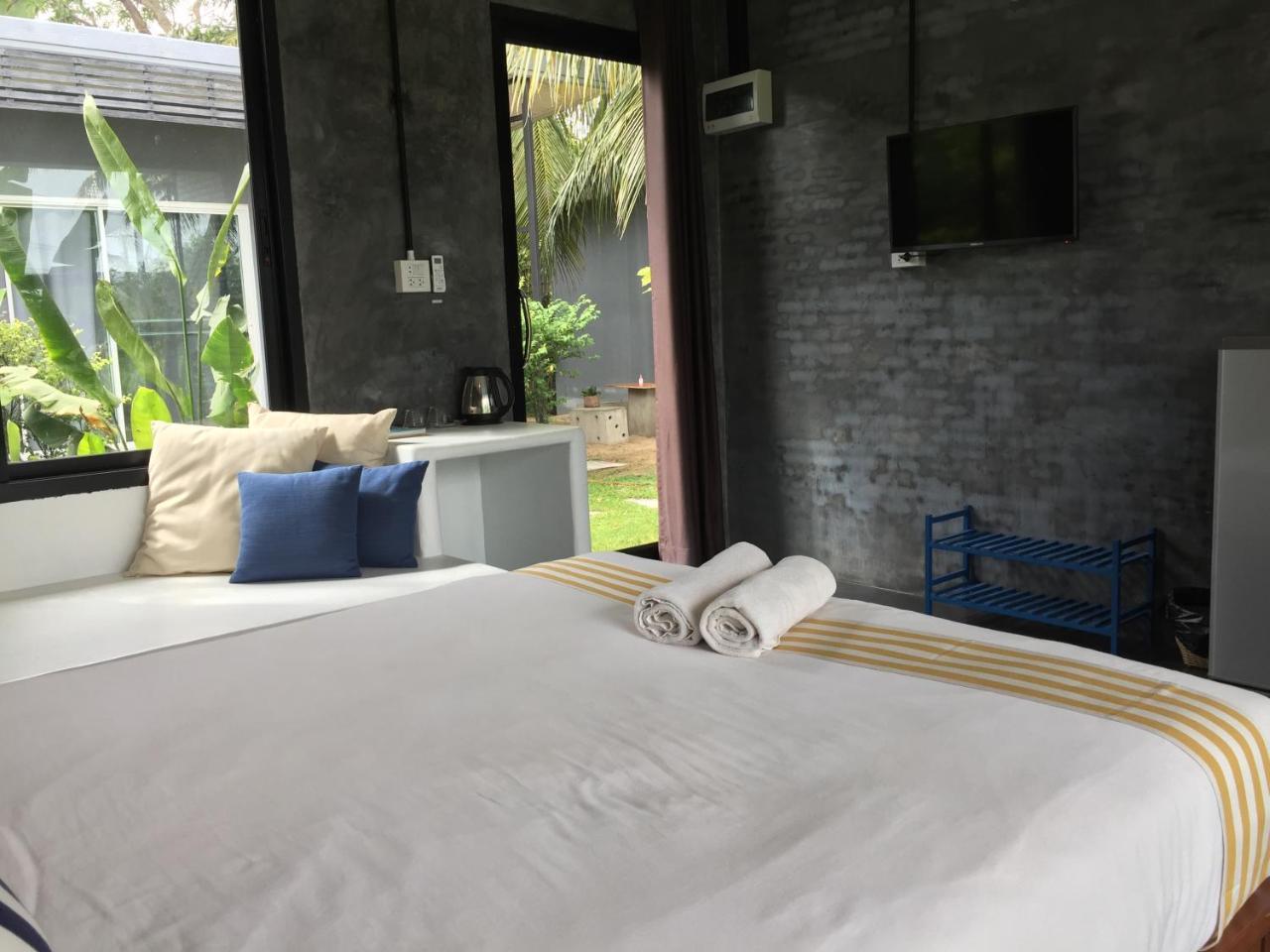 Coco Coozy Kanchanaburi Exterior foto