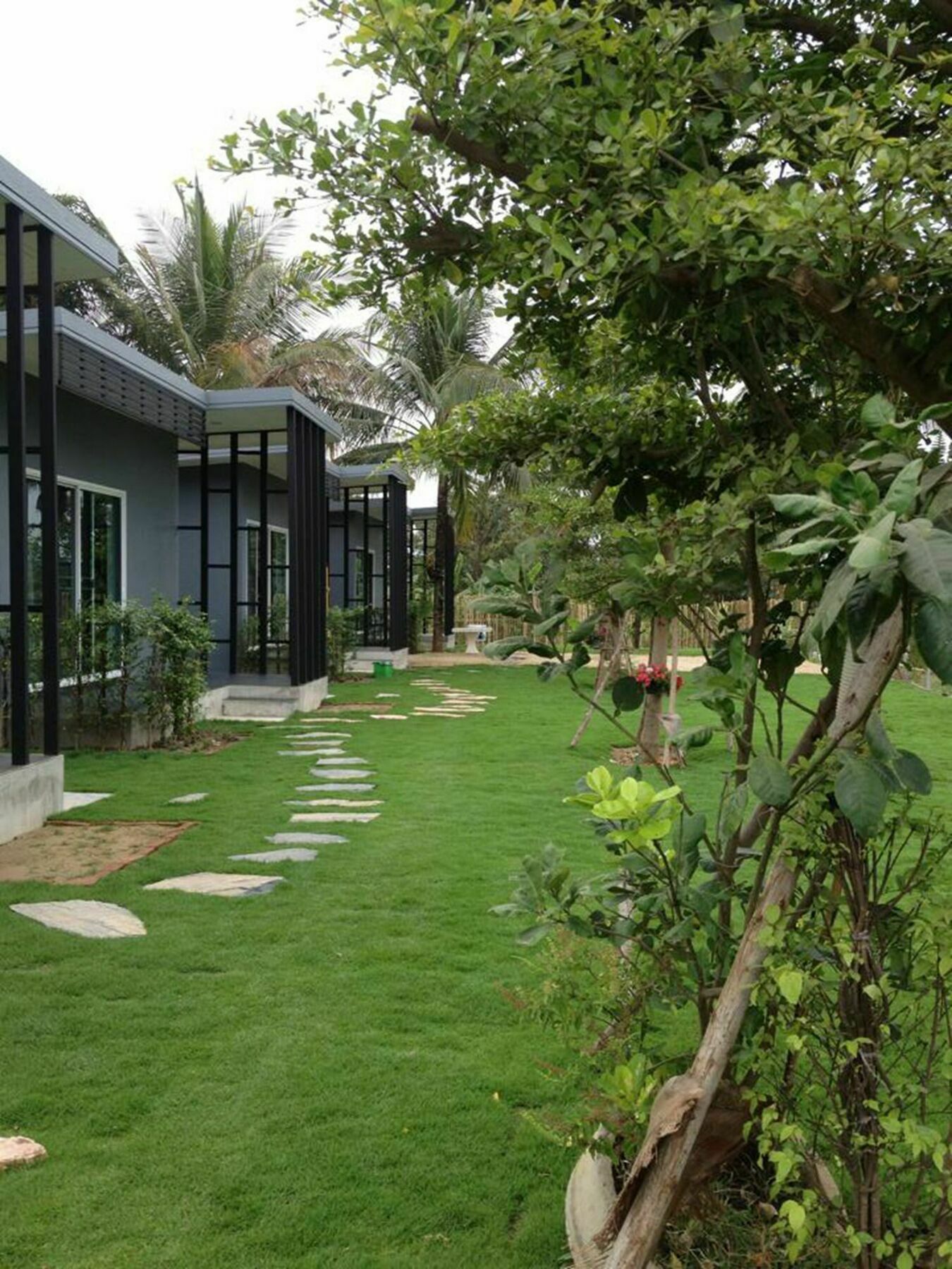 Coco Coozy Kanchanaburi Exterior foto
