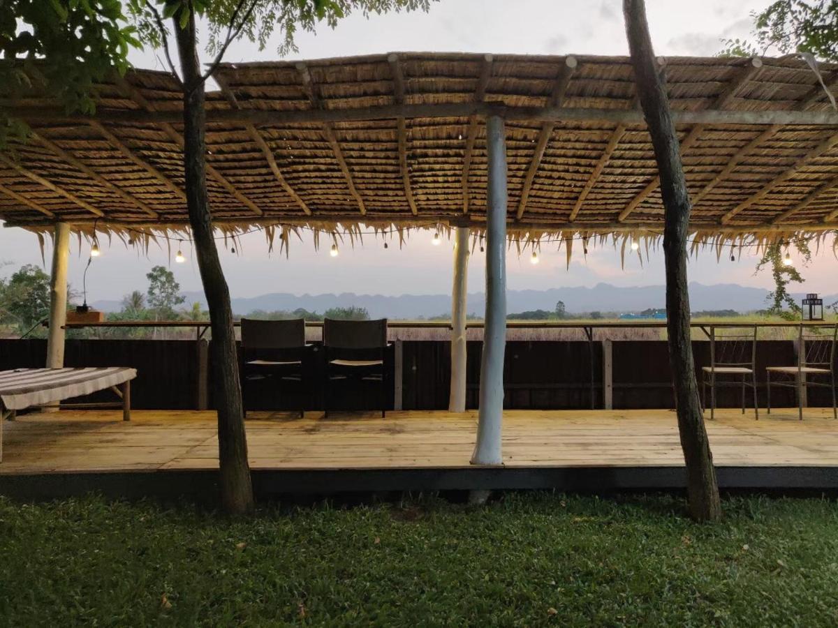 Coco Coozy Kanchanaburi Exterior foto