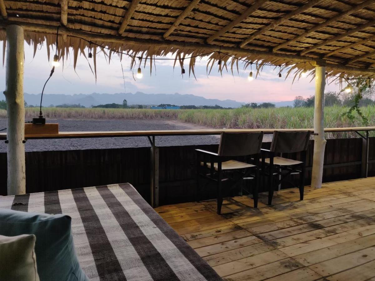 Coco Coozy Kanchanaburi Exterior foto
